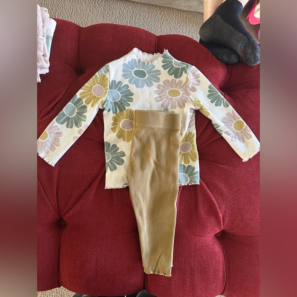 Little co outfit set
